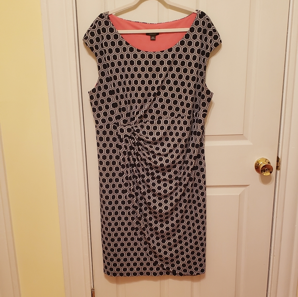 Honeycomb print faux wrap dress in navy/white by connected apparel size 22W